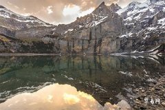 蛇宝宝辰时出生女孩取名