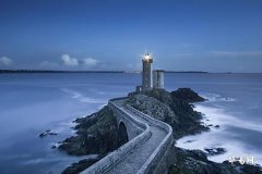 男子的弱冠之年是指哪一年,而立之年和不惑之年解析